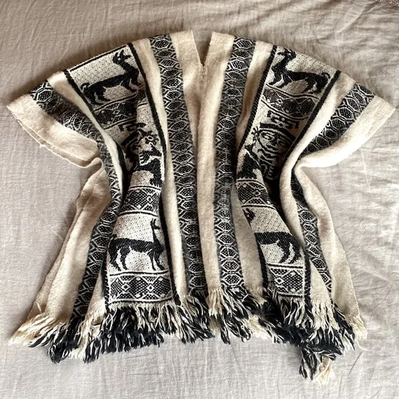 Vintage Boho Wool Poncho - Picture 2 of 5